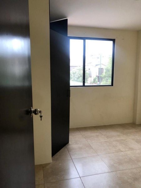 Foto Casa en Venta en Tarqui, Guayaquil, Guayas - U$D 138.000 - CAV39203 - BienesOnLine