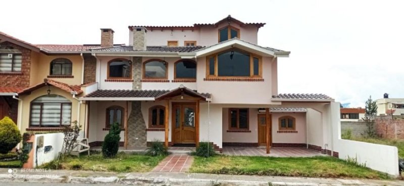 Casa en Venta en Lizarzaburu Riobamba, Chimborazo