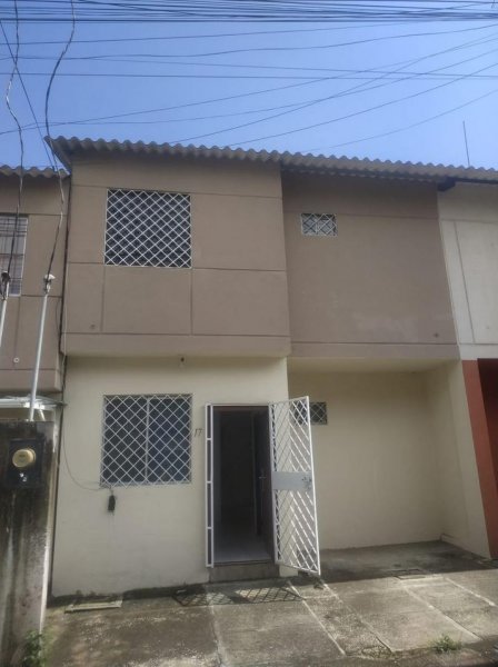 Casa en Venta en Tarqui Guayaquil, Guayas