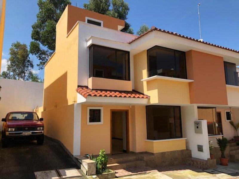 Casa en Venta en SANGOLQUÍ BARRIO INCHALILLO, Pichincha