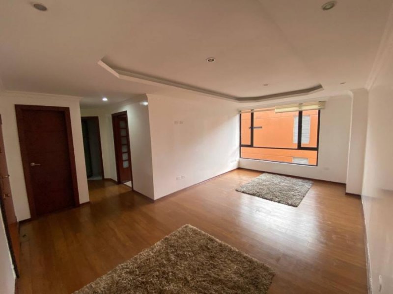 Departamento en Venta en MONTESERRIN Quito, Pichincha