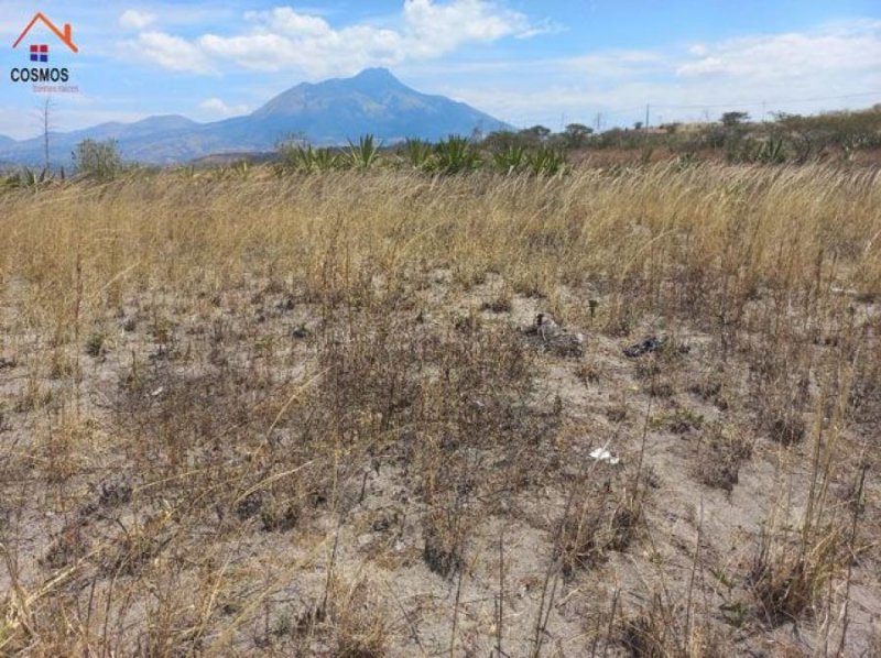 Venta de terreno en Urcuqui, por Yachay